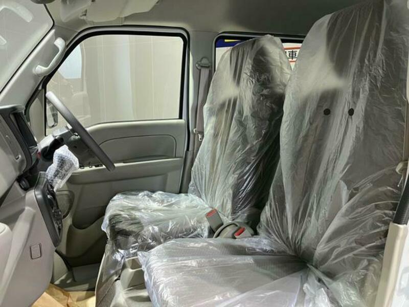CLIPPER VAN