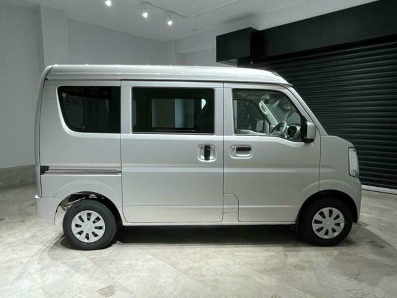 CLIPPER VAN