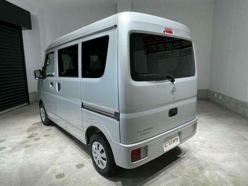 CLIPPER VAN