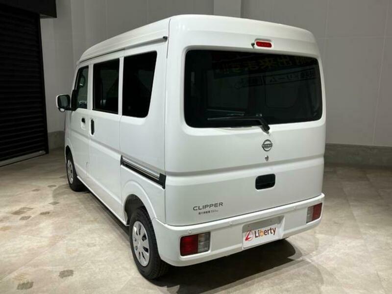 CLIPPER VAN