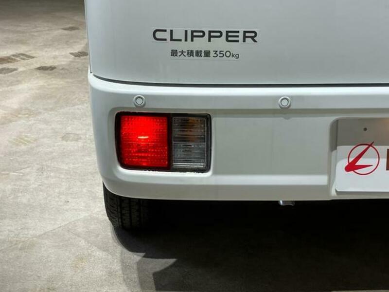 CLIPPER VAN