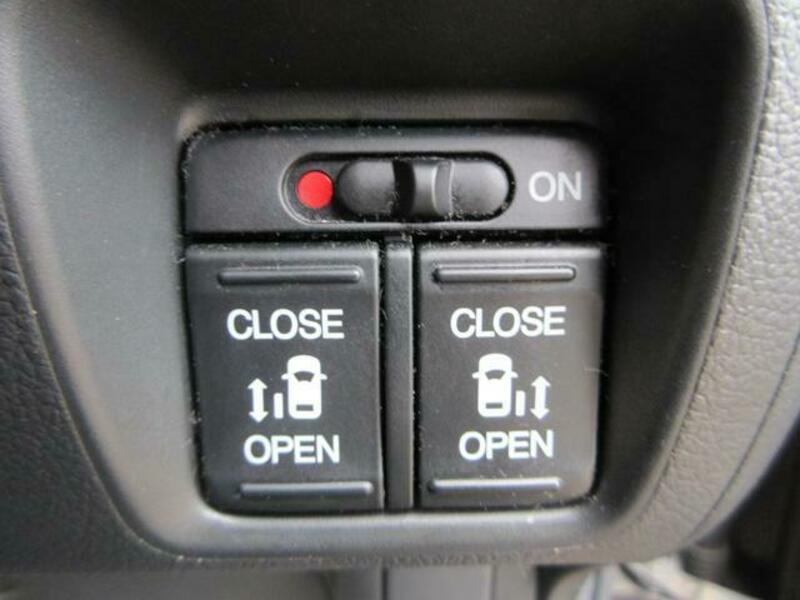 N BOX