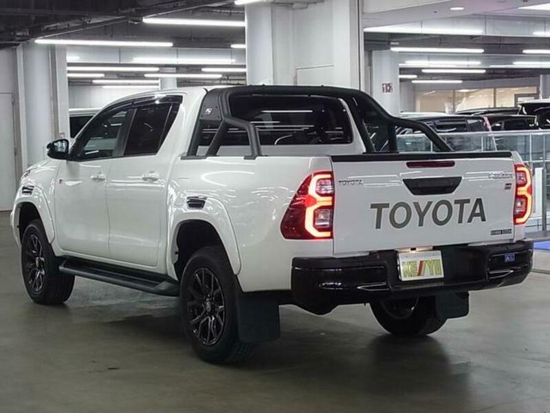 HILUX