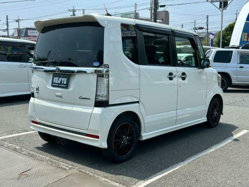 N BOX CUSTOM