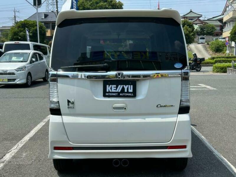 N BOX CUSTOM