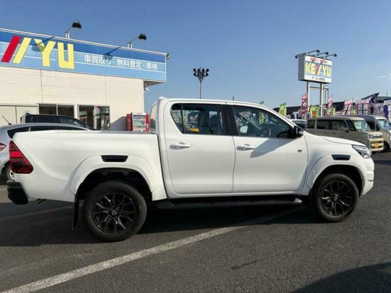HILUX