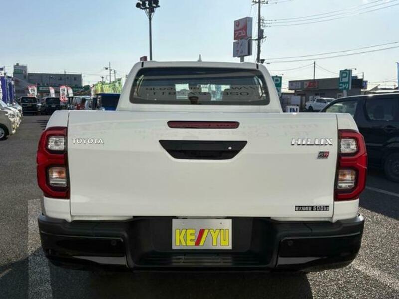 HILUX