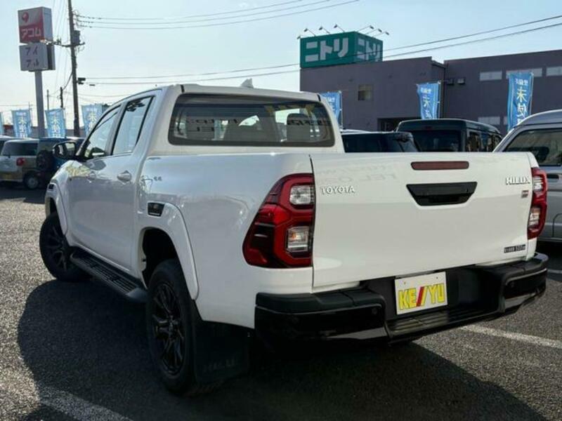 HILUX