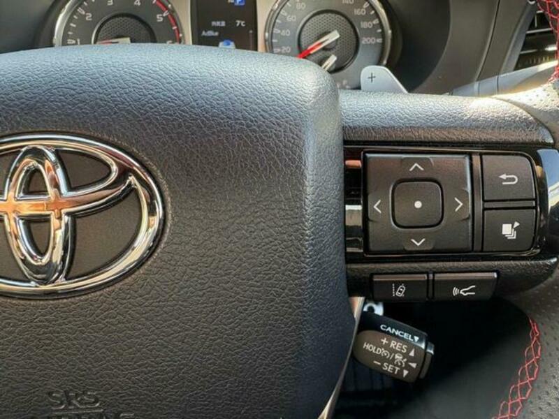 HILUX