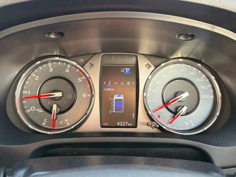 HILUX