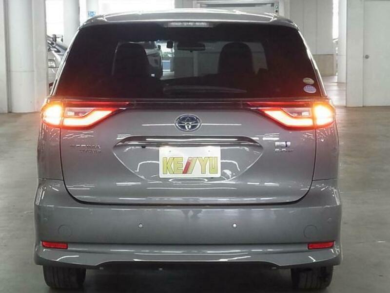 ESTIMA HYBRID