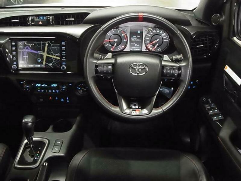 HILUX