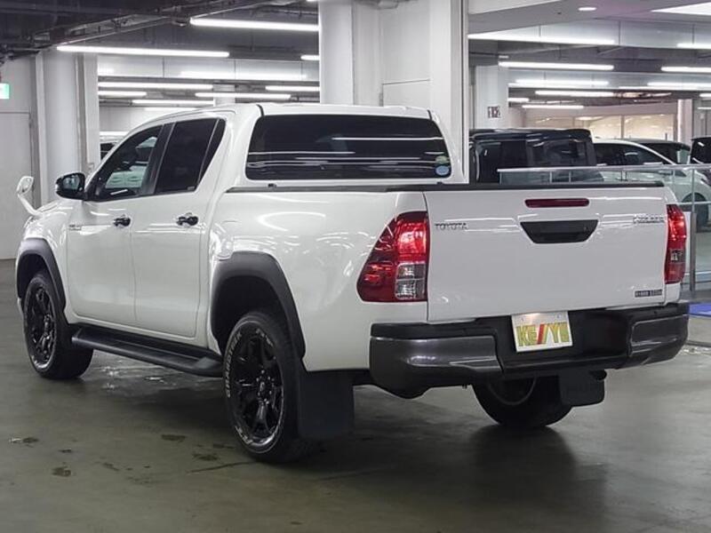 HILUX