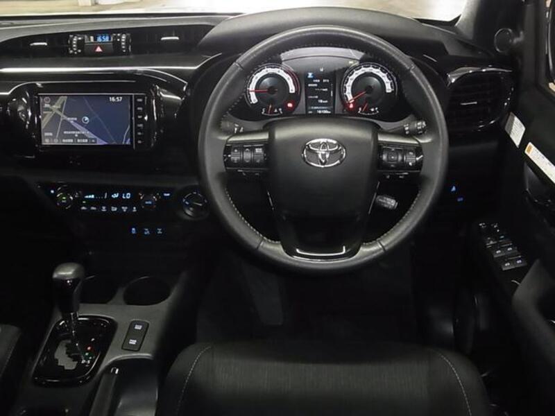 HILUX