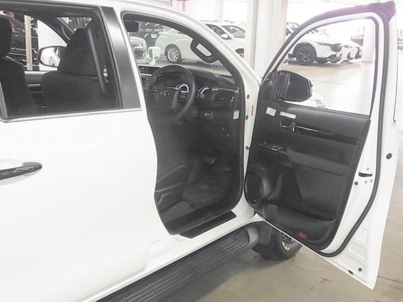 HILUX