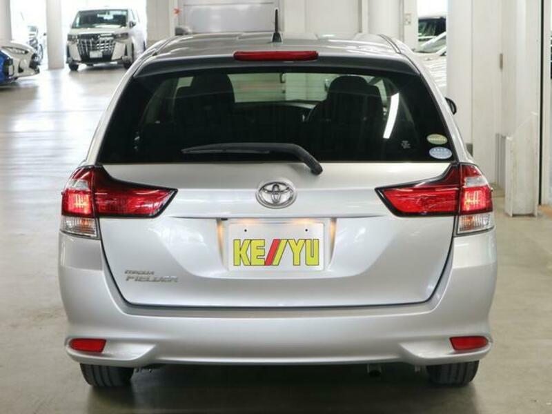 COROLLA FIELDER