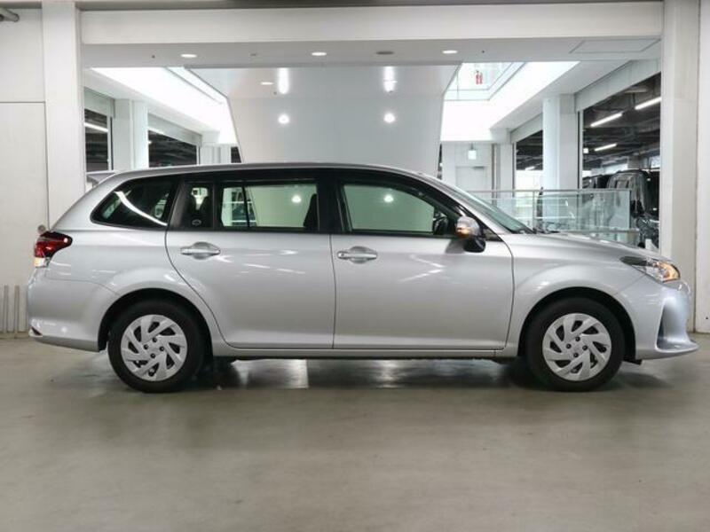 COROLLA FIELDER