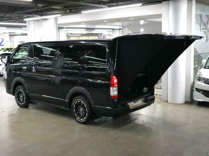 HIACE VAN