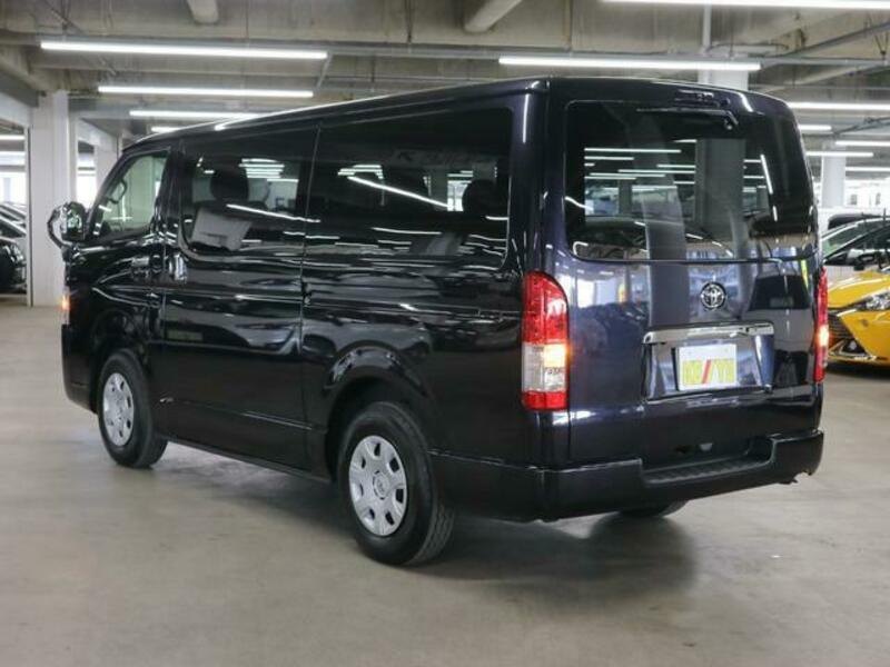 HIACE VAN