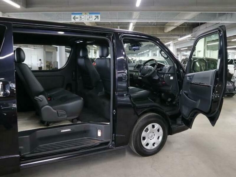 HIACE VAN