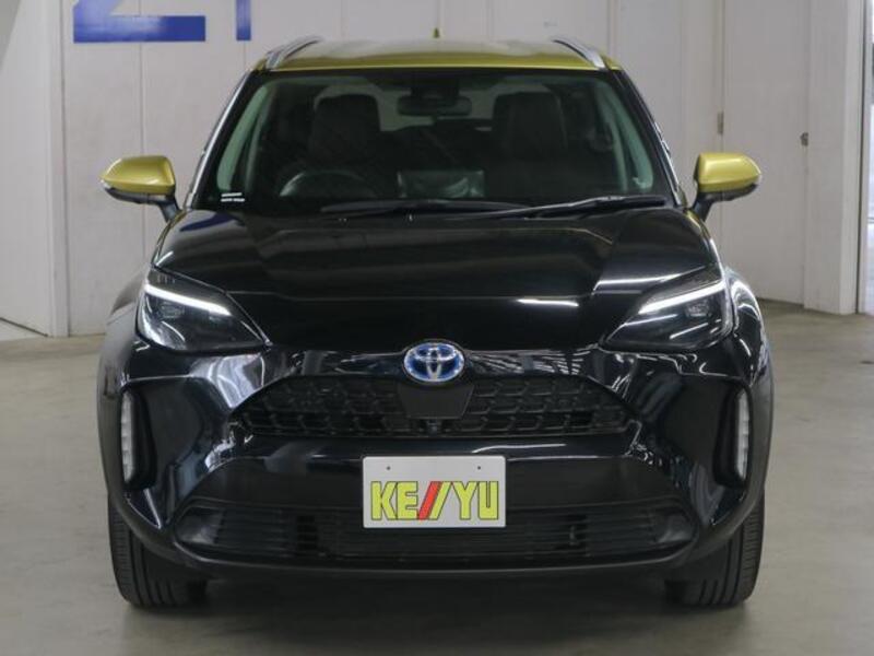 YARIS CROSS