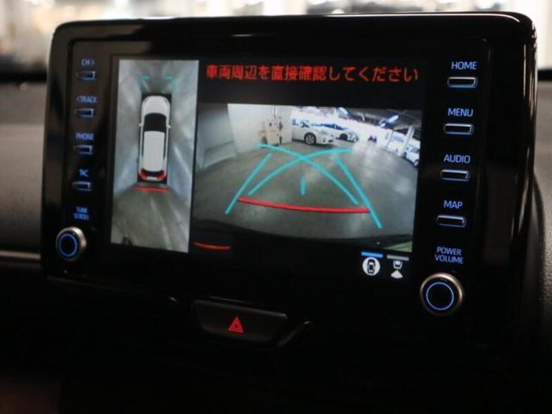 YARIS CROSS