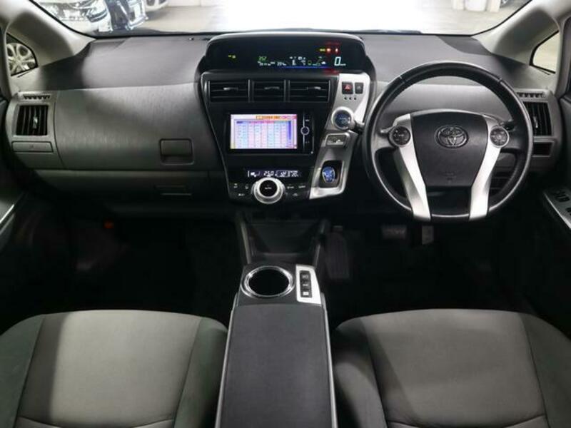 PRIUS ALPHA