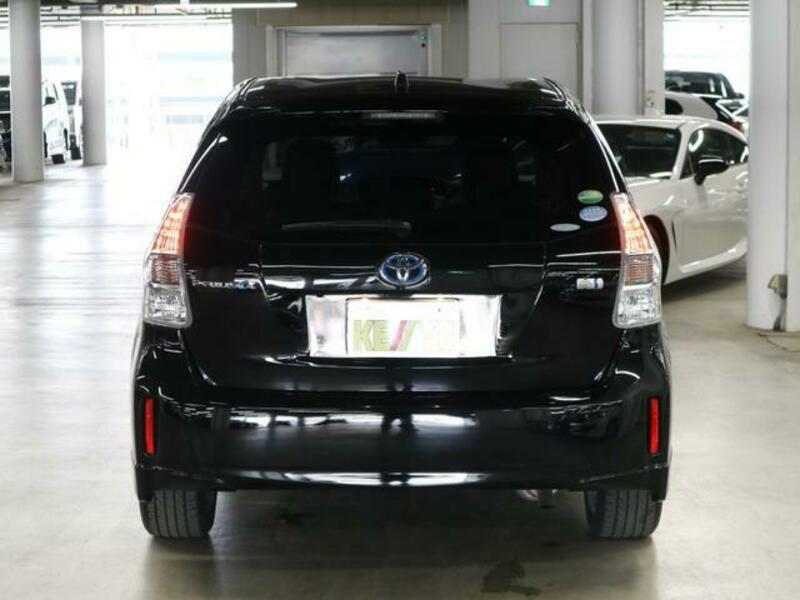 PRIUS ALPHA