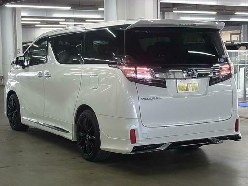 VELLFIRE
