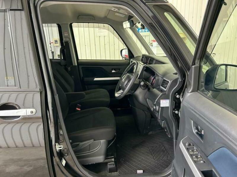 ROOMY
