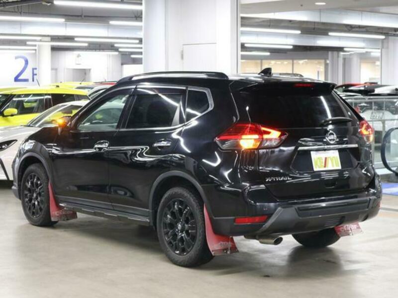 X-TRAIL