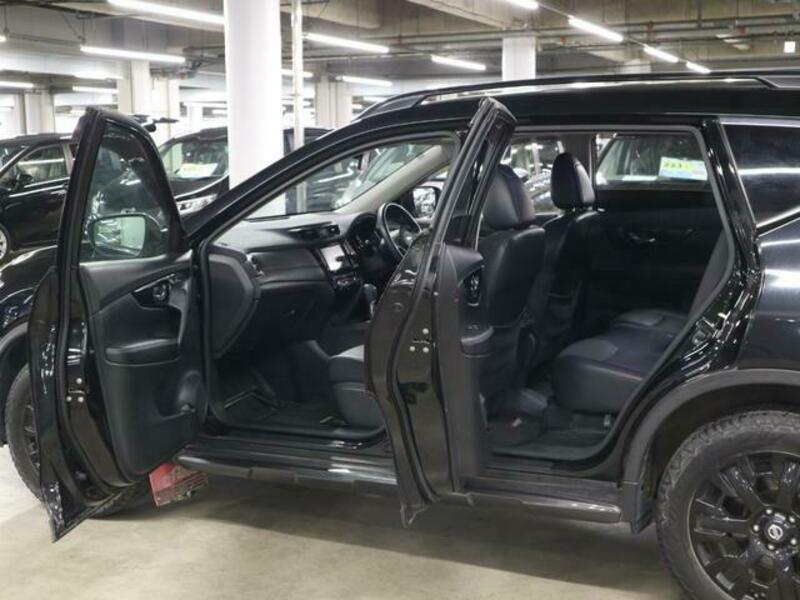 X-TRAIL