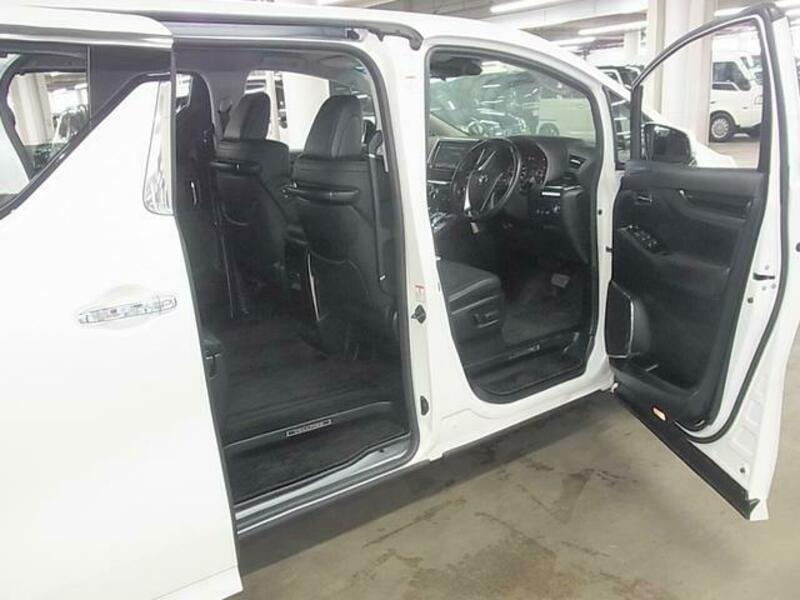 VELLFIRE