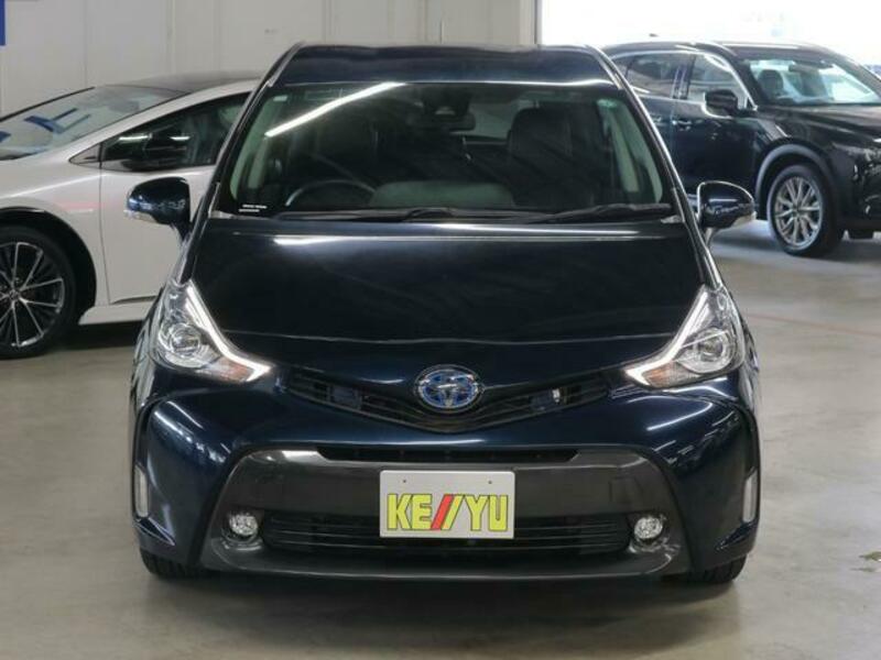 PRIUS ALPHA