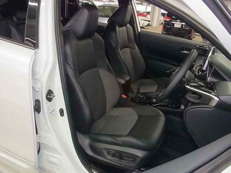 COROLLA CROSS
