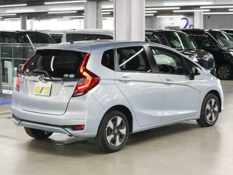 FIT HYBRID