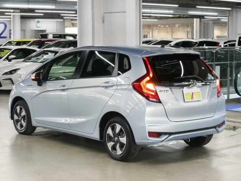 FIT HYBRID