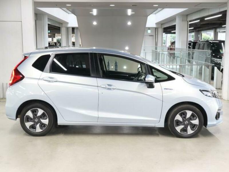 FIT HYBRID
