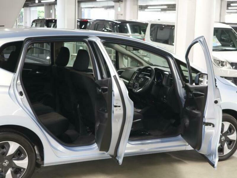 FIT HYBRID