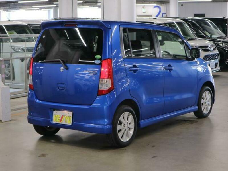 WAGON R