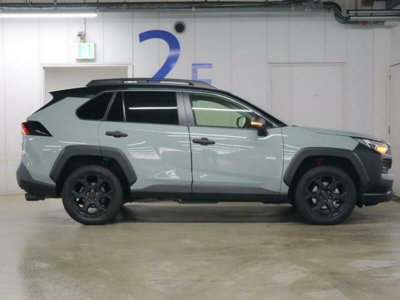 RAV4