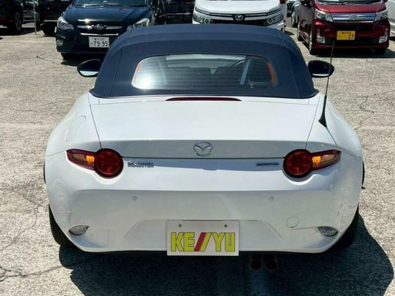 ROADSTER