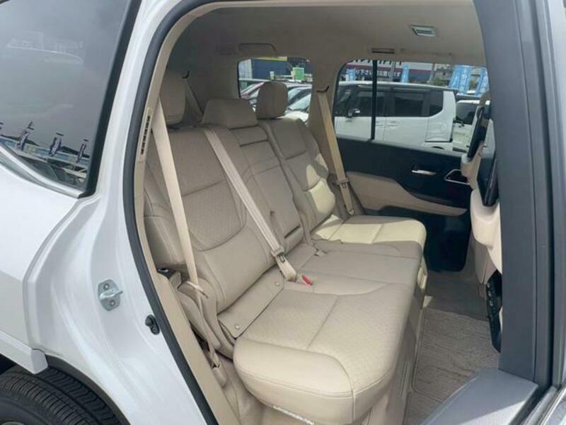 LAND CRUISER