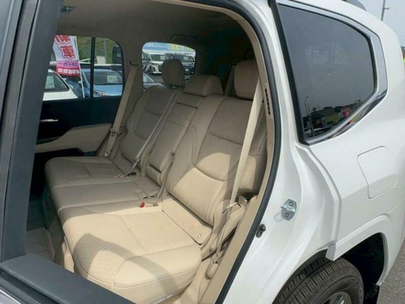 LAND CRUISER