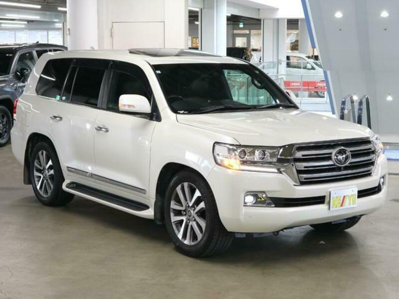 LAND CRUISER