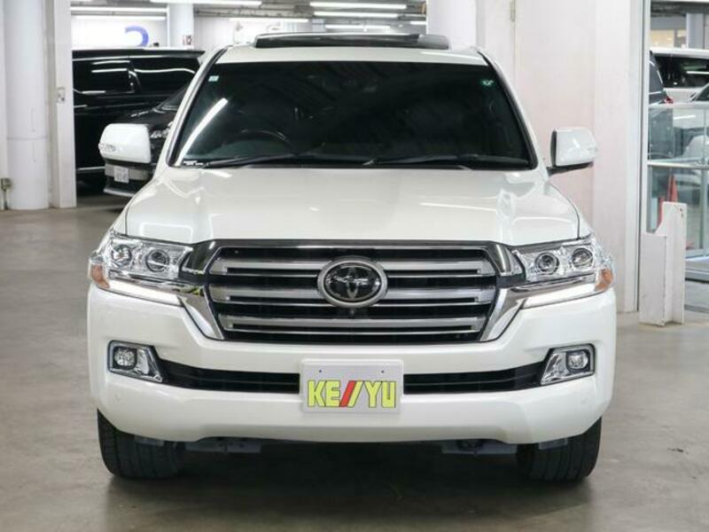 LAND CRUISER