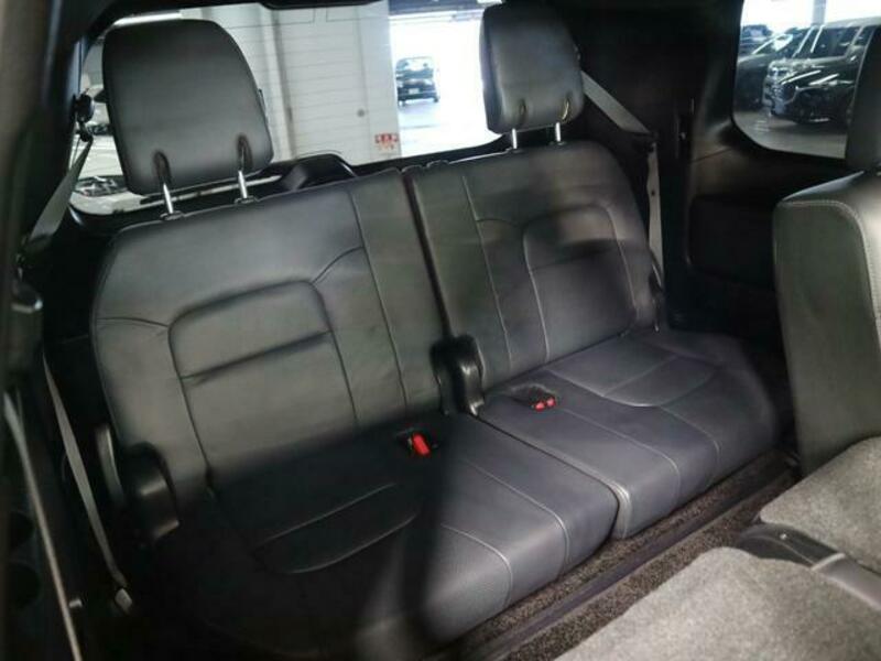LAND CRUISER