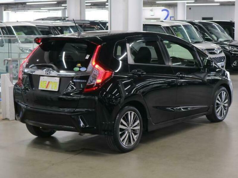 FIT HYBRID