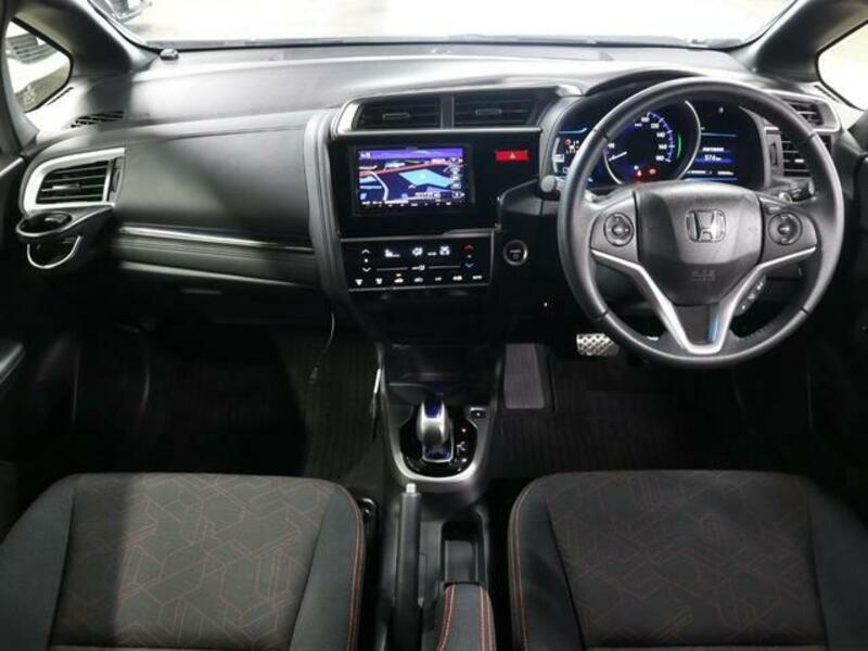 FIT HYBRID