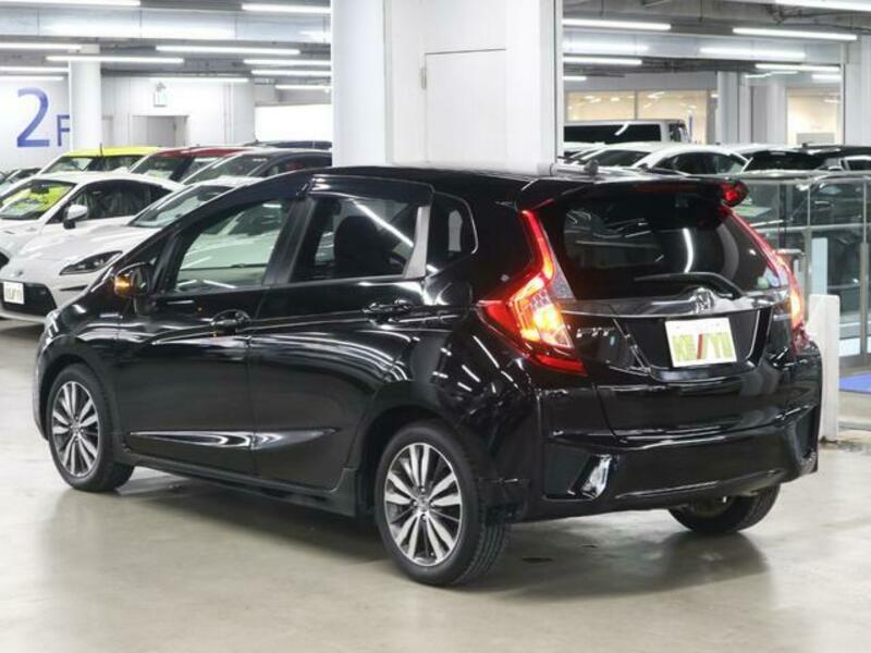 FIT HYBRID
